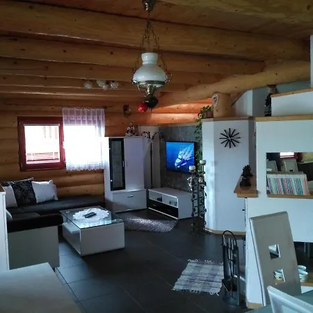 Zrub Nová Lesná Casa de Férias *