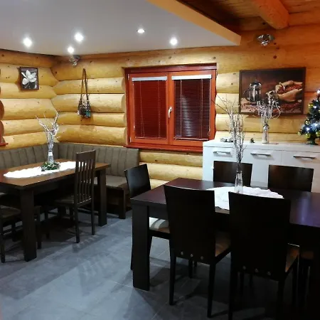 Zrub Nová Lesná Casa de Férias