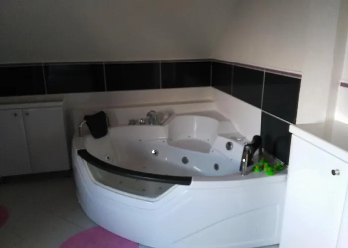 Zrub Nova Lesna Ferienhaus *