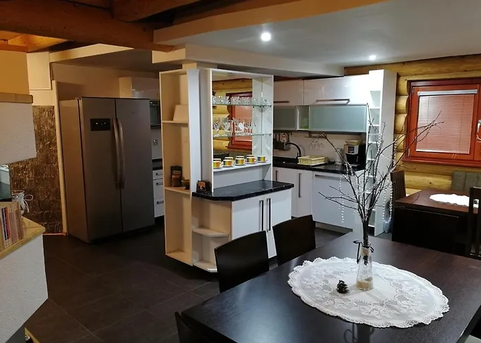 Zrub Nova Lesna Ferienhaus *